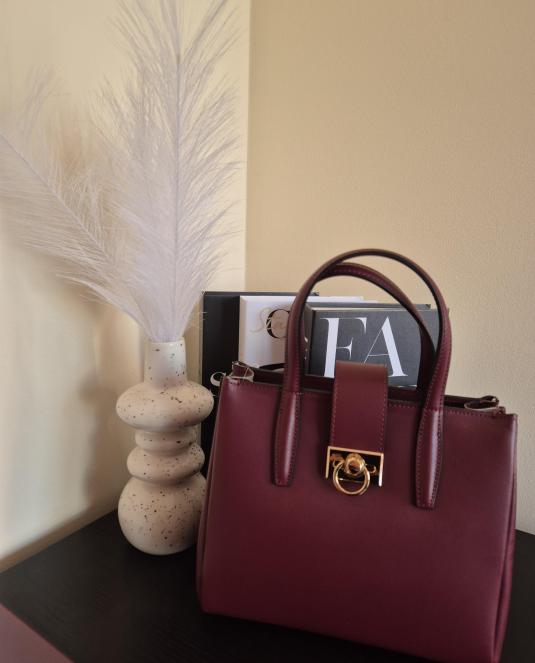 Дамска кожена чанта BURGUNDY ESSENCE