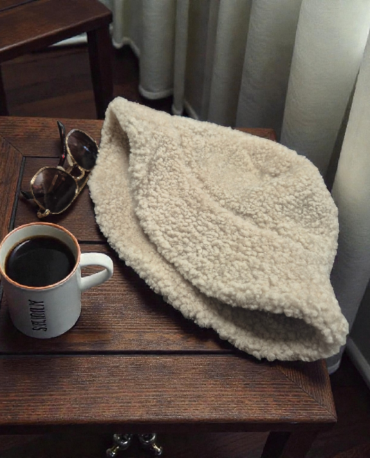 луксозна дамска шапка - 2