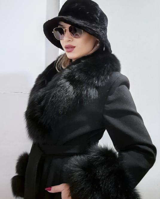 Луксозна дамска шапка ARIA SHEARLING CAP – BLACK EDITION