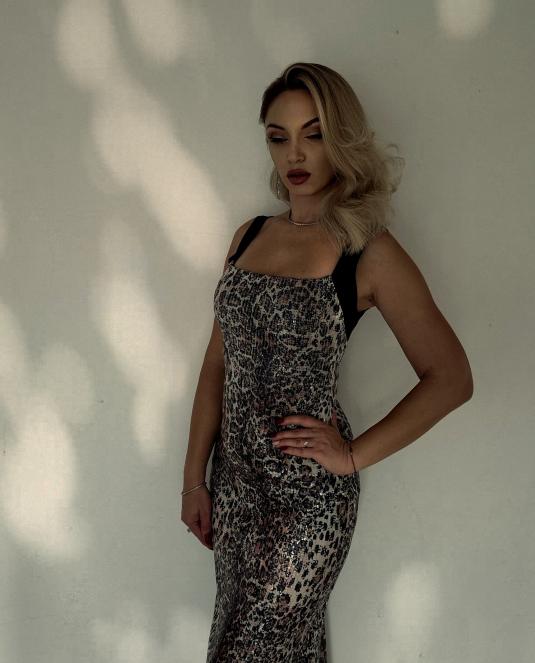 дълга рокля - 1