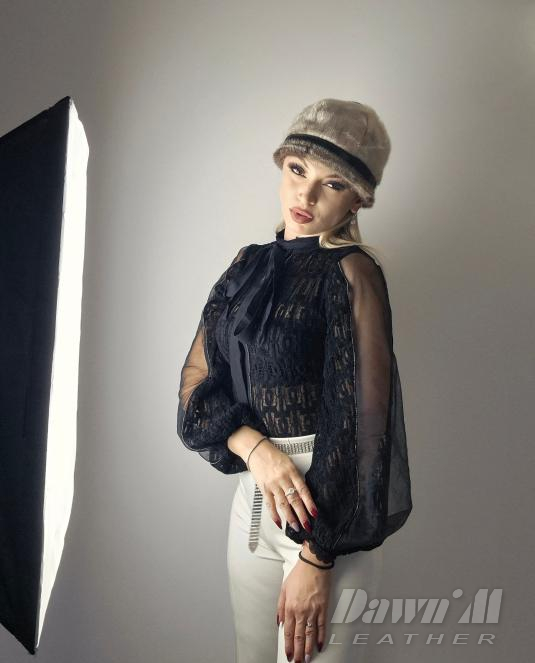 дамска кожена шапка - 1