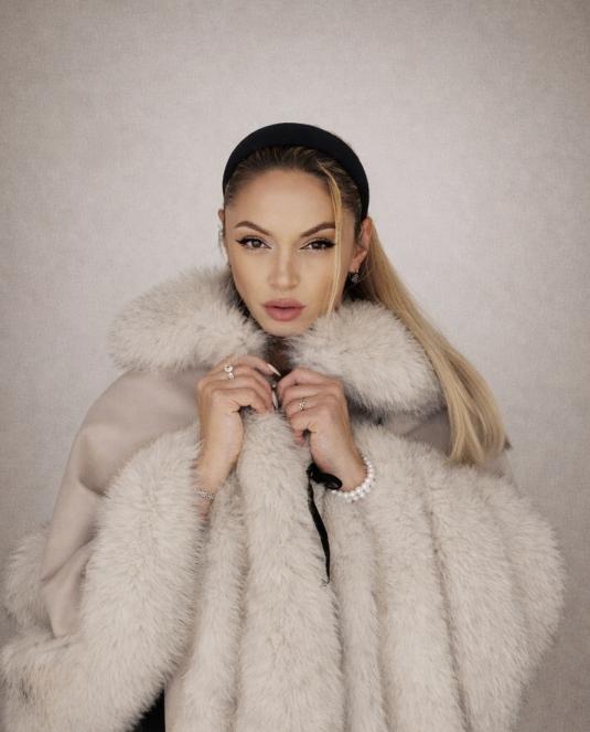 луксозна кашмирена пелерина - 2